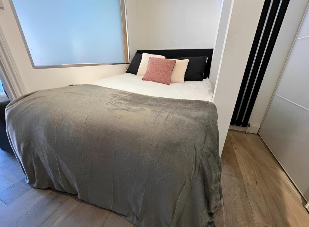 Nice Studio Shepherd'S Bush London Near Everything Bagian luar foto