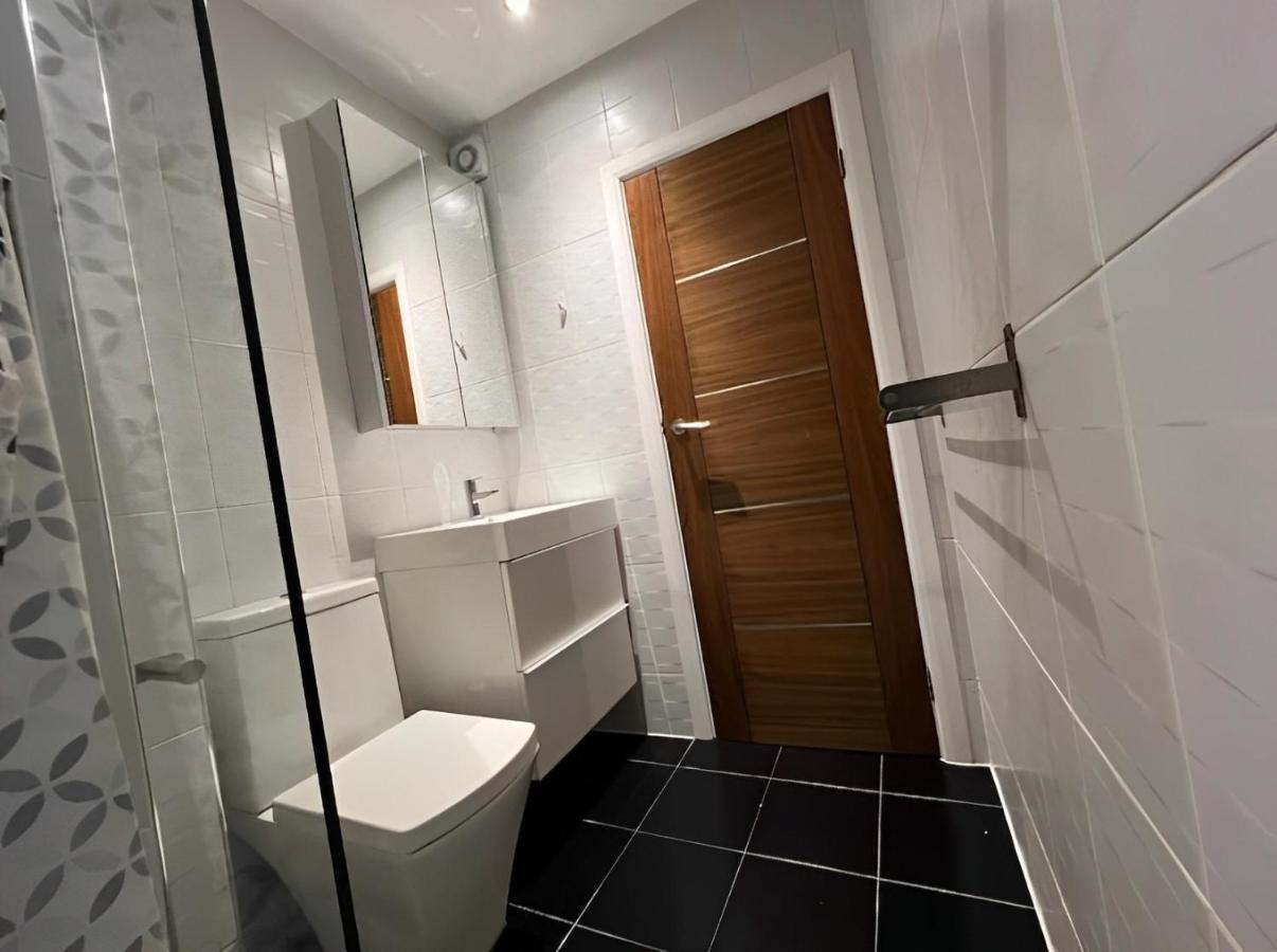 Nice Studio Shepherd'S Bush London Near Everything Bagian luar foto